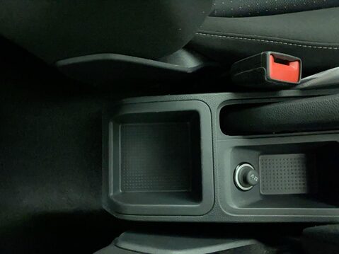 SEAT Arona 1.0 TSI EVO SE Technology SUV 5dr Petrol Manual Euro 6 (s/s) (95 ps) Air Co 31