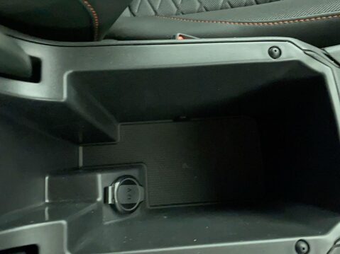 SEAT Leon 1.4 eHybrid 13kWh FR Hatchback 5dr Petrol Plug-in Hybrid DSG Euro 6 (s/s) ( 32