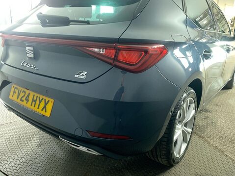 SEAT Leon 1.4 eHybrid 13kWh FR Hatchback 5dr Petrol Plug-in Hybrid DSG Euro 6 (s/s) ( 14