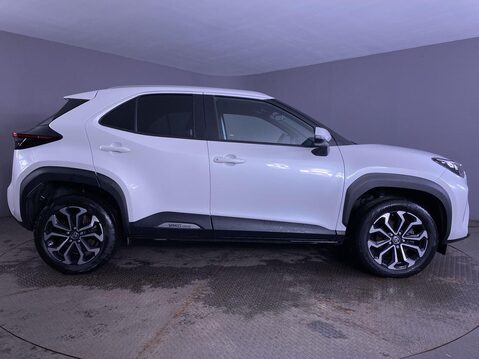 Toyota Yaris Cross 1.5 VVT-h Design SUV 5dr Petrol Hybrid E-CVT Euro 6 (s/s) (116 ps) Cruise 9