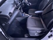 Toyota Yaris Cross 1.5 VVT-h Design SUV 5dr Petrol Hybrid E-CVT Euro 6 (s/s) (116 ps) Cruise 17