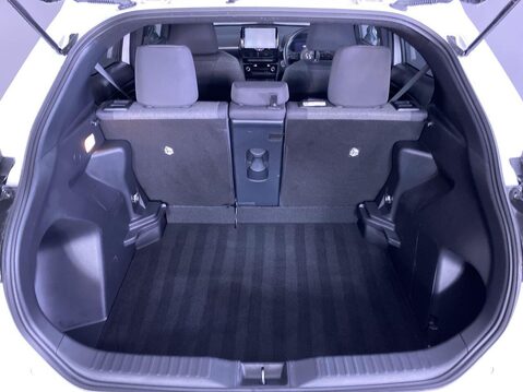 Toyota Yaris Cross 1.5 VVT-h Design SUV 5dr Petrol Hybrid E-CVT Euro 6 (s/s) (116 ps) Cruise 13