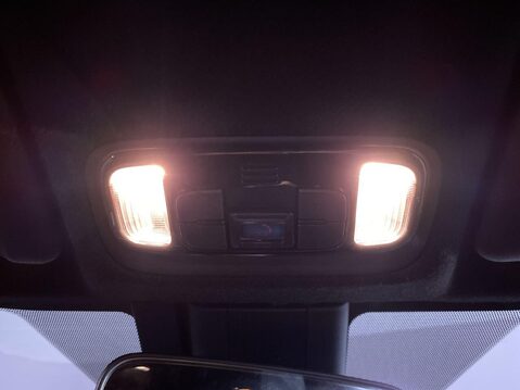 Toyota Yaris Cross 1.5 VVT-h Design SUV 5dr Petrol Hybrid E-CVT Euro 6 (s/s) (116 ps) Cruise 18