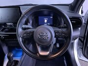 Toyota Yaris Cross 1.5 VVT-h Design SUV 5dr Petrol Hybrid E-CVT Euro 6 (s/s) (116 ps) Cruise 16