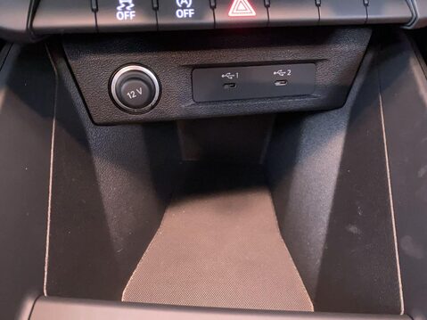 Audi A1 1.0 TFSI 25 Technik Sportback 5dr Petrol Manual Euro 6 (s/s) (95 ps) Cruis 24