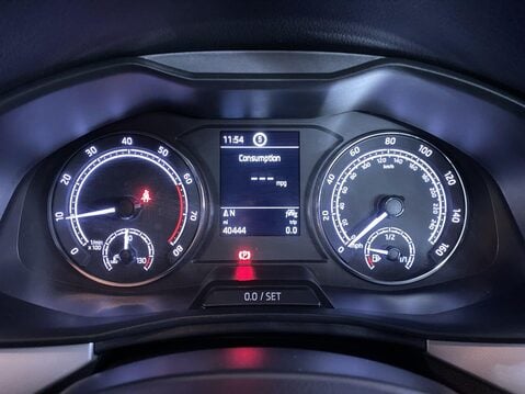 Skoda Kamiq 1.0 TSI SE Drive SUV 5dr Petrol Manual Euro 6 (s/s) (110 ps) Sat Nav 28