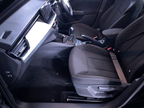 Skoda Kamiq 1.0 TSI SE Drive SUV 5dr Petrol Manual Euro 6 (s/s) (110 ps) Sat Nav 17