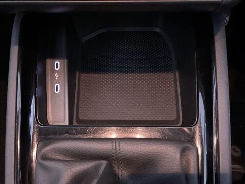 Skoda Kamiq 1.0 TSI SE Drive SUV 5dr Petrol Manual Euro 6 (s/s) (110 ps) Sat Nav 25