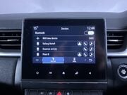 Renault Captur 1.6 E-TECH techno SUV 5dr Petrol Hybrid Auto Euro 6 (s/s) (145 ps) Professi 32