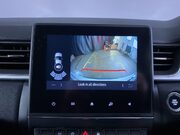 Renault Captur 1.6 E-TECH techno SUV 5dr Petrol Hybrid Auto Euro 6 (s/s) (145 ps) Professi 24