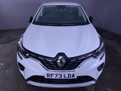 Renault Captur 1.6 E-TECH techno SUV 5dr Petrol Hybrid Auto Euro 6 (s/s) (145 ps) Professi 10