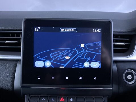 Renault Captur 1.6 E-TECH techno SUV 5dr Petrol Hybrid Auto Euro 6 (s/s) (145 ps) Professi 20