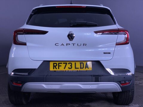 Renault Captur 1.6 E-TECH techno SUV 5dr Petrol Hybrid Auto Euro 6 (s/s) (145 ps) Professi 7