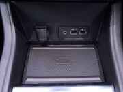 Renault Captur 1.6 E-TECH techno SUV 5dr Petrol Hybrid Auto Euro 6 (s/s) (145 ps) Professi 29