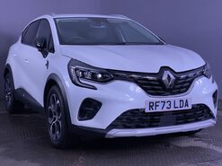 Renault Captur 1.6 E-TECH techno SUV 5dr Petrol Hybrid Auto Euro 6 (s/s) (145 ps) Professi