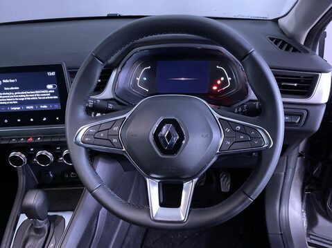 Renault Captur 1.6 E-TECH techno SUV 5dr Petrol Hybrid Auto Euro 6 (s/s) (145 ps) Cruise 16