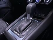 Renault Captur 1.6 E-TECH techno SUV 5dr Petrol Hybrid Auto Euro 6 (s/s) (145 ps) Cruise 21