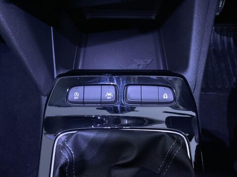 Vauxhall Mokka 1.2 Turbo Design SUV 5dr Petrol Manual Euro 6 (s/s) (130 ps) Alloy Wheels 24