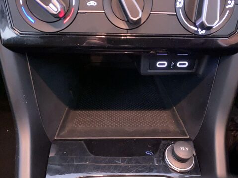 Volkswagen T-Cross 1.0 TSI SE SUV 5dr Petrol Manual Euro 6 (s/s) (95 ps) Air Con - Alloys Whee 24