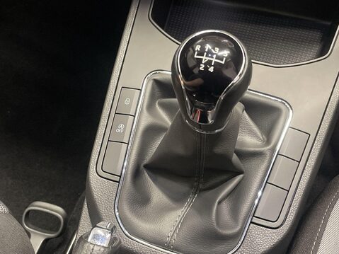 SEAT Ibiza 1.0 MPI SE Technology Hatchback 5dr Petrol Manual Euro 6 (s/s) GPF (80 ps) 21