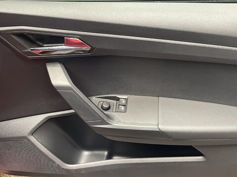 SEAT Ibiza 1.0 MPI SE Technology Hatchback 5dr Petrol Manual Euro 6 (s/s) GPF (80 ps) 25