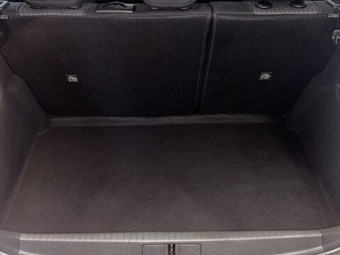 Vauxhall Corsa 1.2 Design Hatchback 5dr Petrol Manual Euro 6 (75 ps) Air Con - Alloys Whee 13