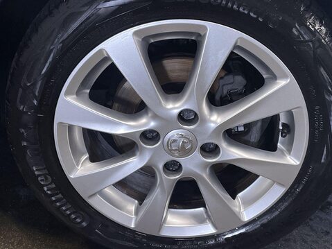 Vauxhall Corsa 1.2 SE Hatchback 5dr Petrol Manual Euro 6 (75 ps) Cruise Control - Service 12