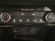 Vauxhall Corsa 1.2 SE Hatchback 5dr Petrol Manual Euro 6 (75 ps) Cruise Control - Service 26