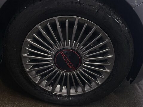 Fiat 500e C 42kWh RED Convertible 2dr Electric Auto (118 ps) Cruise Control - DAB Radi 12