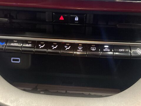 Fiat 500e C 42kWh RED Convertible 2dr Electric Auto (118 ps) Cruise Control - DAB Radi 27