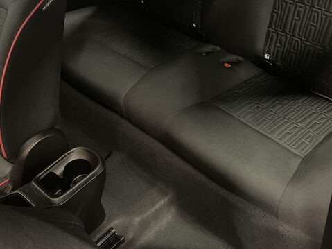 Fiat 500e C 42kWh RED Convertible 2dr Electric Auto (118 ps) Cruise Control - DAB Radi 18