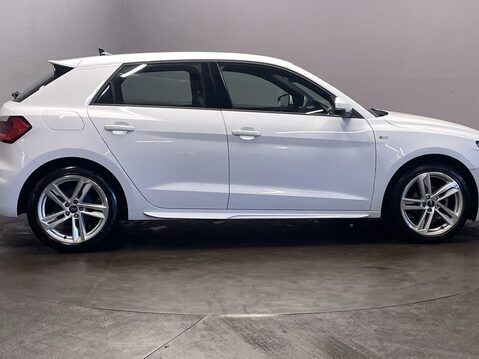 Audi A1 1.0 TFSI 25 S line Sportback 5dr Petrol Manual Euro 6 (s/s) (95 ps) Parking 9