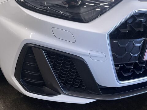 Audi A1 1.0 TFSI 25 S line Sportback 5dr Petrol Manual Euro 6 (s/s) (95 ps) Parking 11