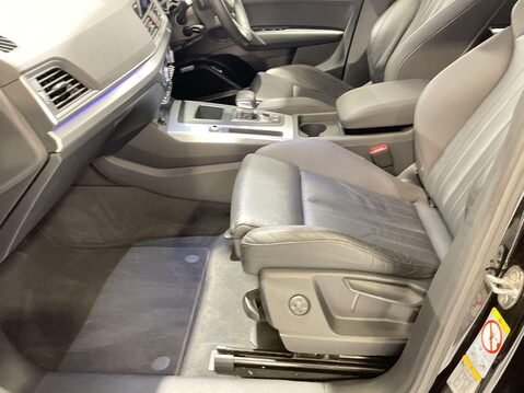 Audi Q5 2.0 TDI 40 Sport Sportback 5dr Diesel S Tronic quattro Euro 6 (s/s) (204 ps 16