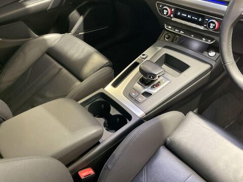 Audi Q5 2.0 TDI 40 Sport Sportback 5dr Diesel S Tronic quattro Euro 6 (s/s) (204 ps 13