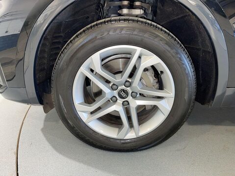 Audi Q5 2.0 TDI 40 Sport Sportback 5dr Diesel S Tronic quattro Euro 6 (s/s) (204 ps 9