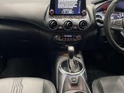 Nissan Juke 1.6 Tekna SUV 5dr Petrol Hybrid Auto Euro 6 (143 ps) Cruise Control - DAB 16