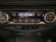 Nissan Juke 1.6 Tekna SUV 5dr Petrol Hybrid Auto Euro 6 (143 ps) Cruise Control - DAB 28