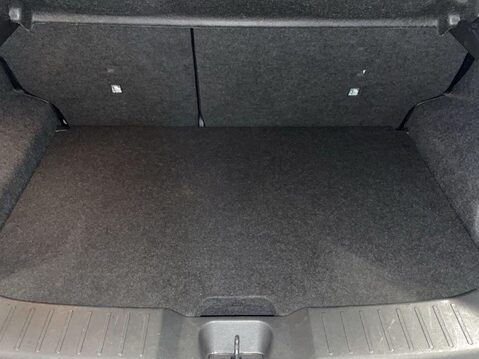 Nissan Juke 1.6 Tekna SUV 5dr Petrol Hybrid Auto Euro 6 (143 ps) Cruise Control - DAB 13