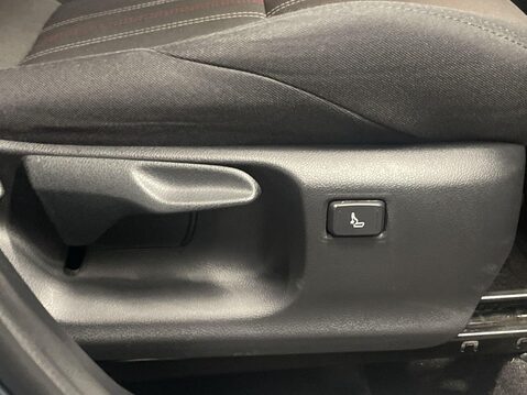 Toyota C-HR 1.8 VVT-h GR SPORT SUV 5dr Petrol Hybrid CVT Euro 6 (s/s) (122 ps) Alloys - 23