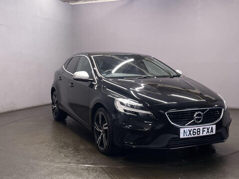 Volvo V40 2.0 T2 GPF R-Design Pro Hatchback 5dr Petrol Manual Euro 6 (s/s) (122 ps) P 1