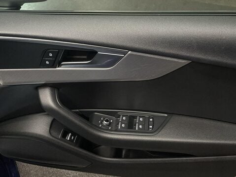 Audi A5 2.0 TDI 35 Sport Sportback 5dr Diesel S Tronic Euro 6 (s/s) (163 ps) Parkin 26