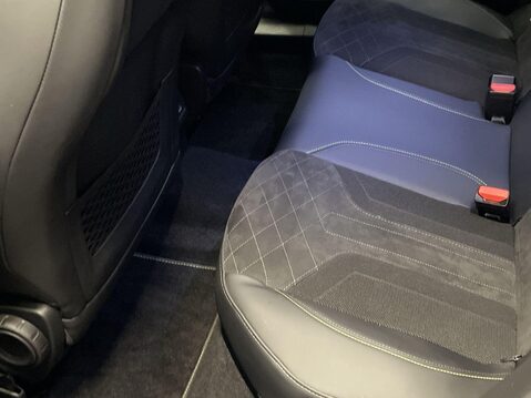 Peugeot 2008 1.2 PureTech GT Premium SUV 5dr Petrol Manual Euro 6 (s/s) (130 ps) Parking 18