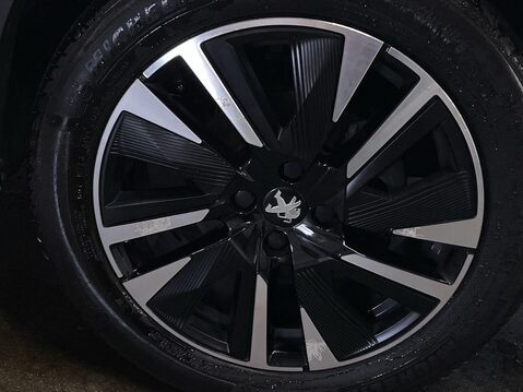 Peugeot 2008 1.2 PureTech GT Premium SUV 5dr Petrol Manual Euro 6 (s/s) (130 ps) Parking 12