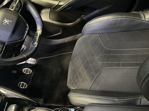 Peugeot 2008 1.2 PureTech GT Premium SUV 5dr Petrol Manual Euro 6 (s/s) (130 ps) Parking 15