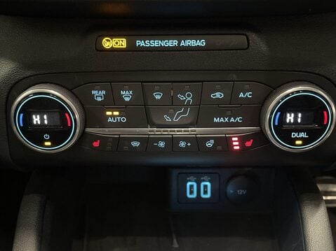 Ford Kuga 1.5T EcoBoost ST-Line X SUV 5dr Petrol Manual Euro 6 (s/s) (150 ps) Profess 29