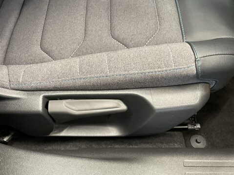 Citroen C4 1.2 PureTech YOU! Hatchback 5dr Petrol Manual Euro 6 (s/s) (100 ps) Alloy W 22