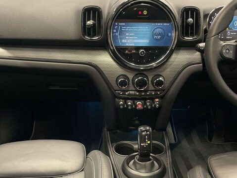 Mini Countryman 1.5 Cooper Exclusive SUV 5dr Petrol Steptronic Euro 6 (s/s) (136 ps) Revers 16