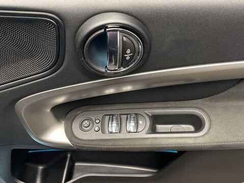 Mini Countryman 1.5 Cooper Exclusive SUV 5dr Petrol Steptronic Euro 6 (s/s) (136 ps) Revers 26