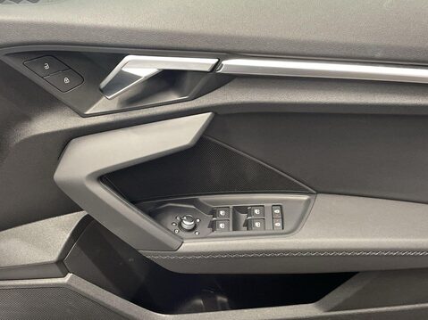 Audi A3 1.0 TFSI 30 S line Sportback 5dr Petrol S Tronic Euro 6 (s/s) (110 ps) Prof 24